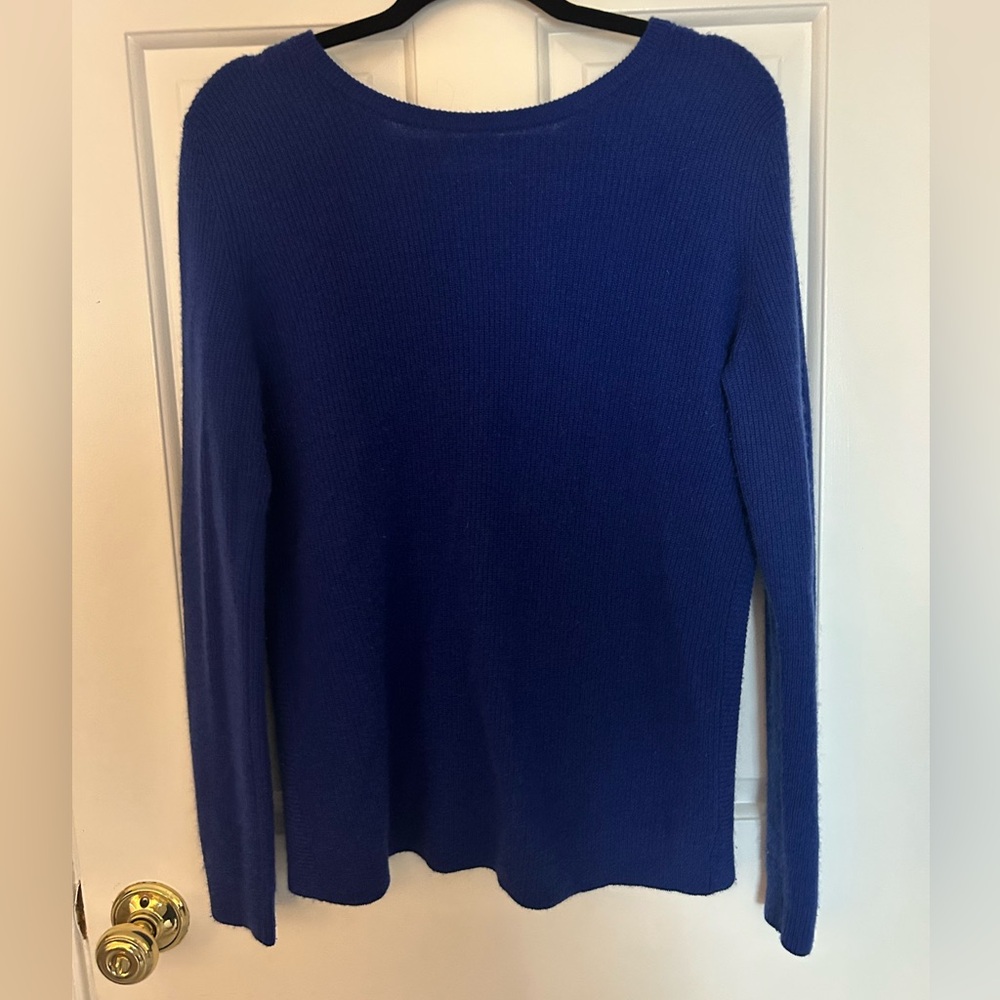 Women's Blue Sweater